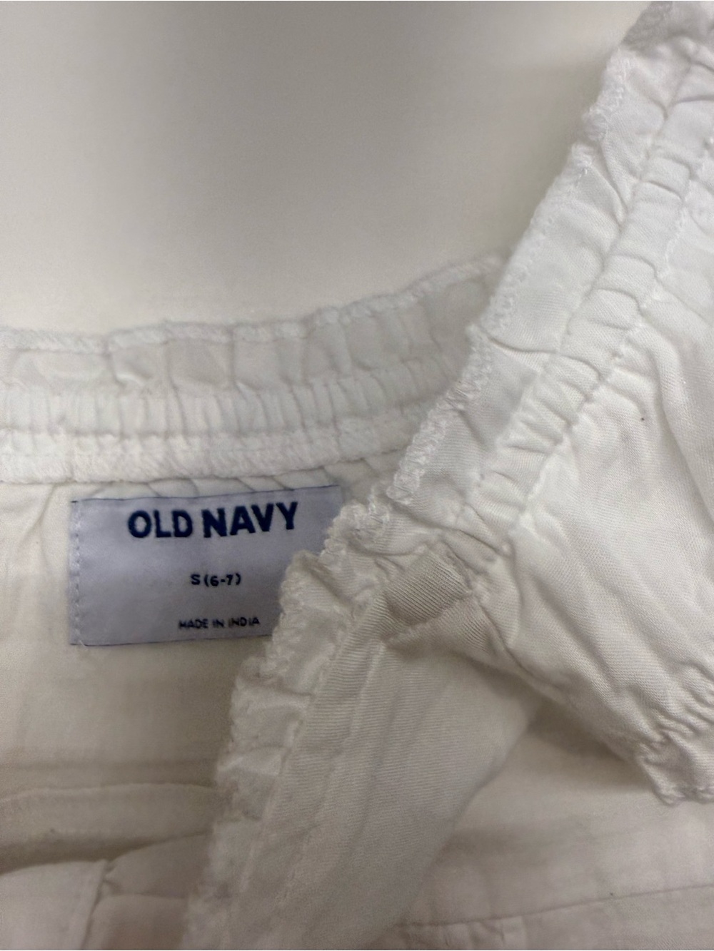 Old Navy White Ruffle Button-Front Girl's Top - Picture 3 of 3